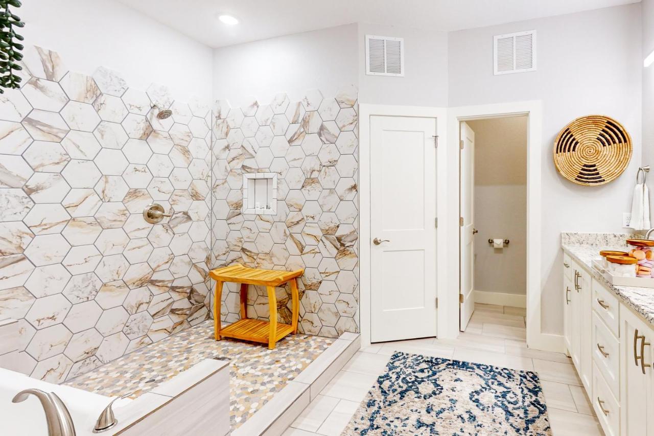 The Driftwood Sanctuary Villa Galveston Bagian luar foto